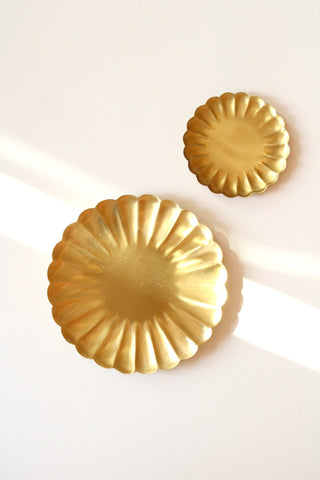 Medium Brass Petal Tray