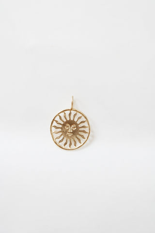 Elio Charm