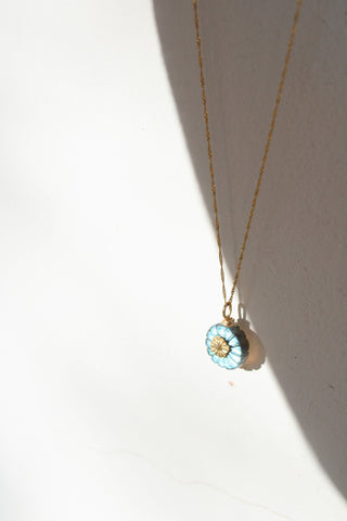 Labradorite Fleur Pendant