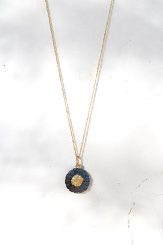 Labradorite Fleur Pendant