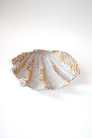 Clamshell Sculptural Dish in Natural